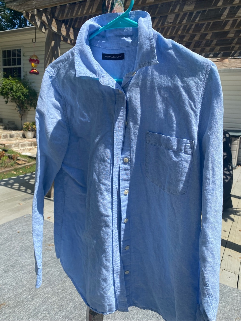 Banana Republic Light Blue Linen Button-Down Shirt